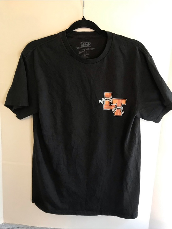 Warner Bros. Other - Warner Bros. Looney Tunes Bugs Bunny black T-shirt size medium